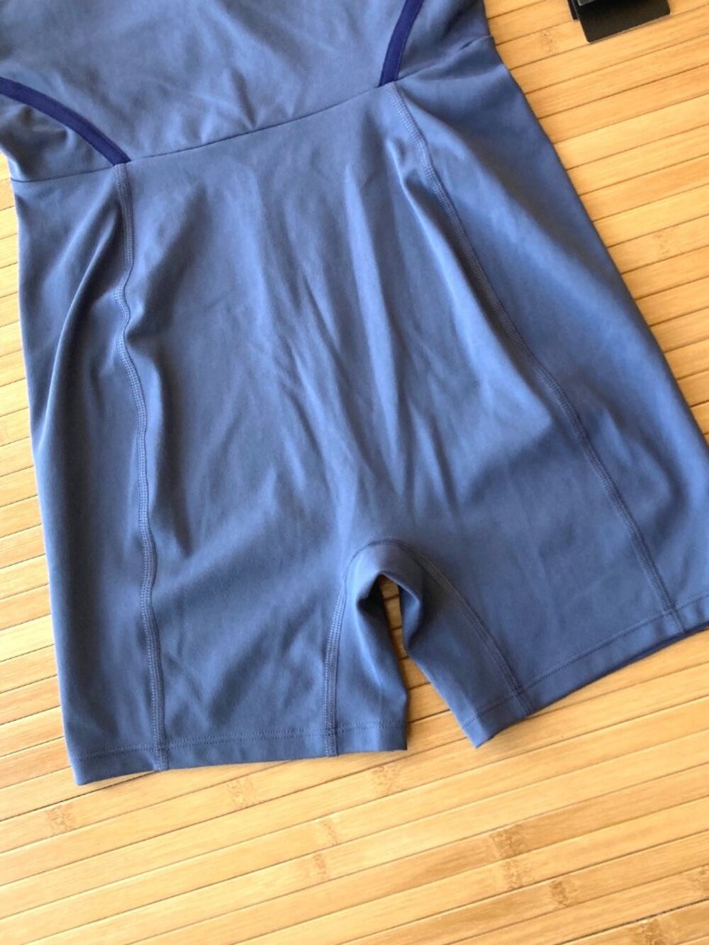 Under Armour Motion Shorts Bodysuit Activewear Womens Small S Gray/Navy NWT - Picture 6 of 12
